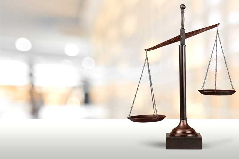 主动脉放了支架被拒赔,“没开胸”能成为理由吗